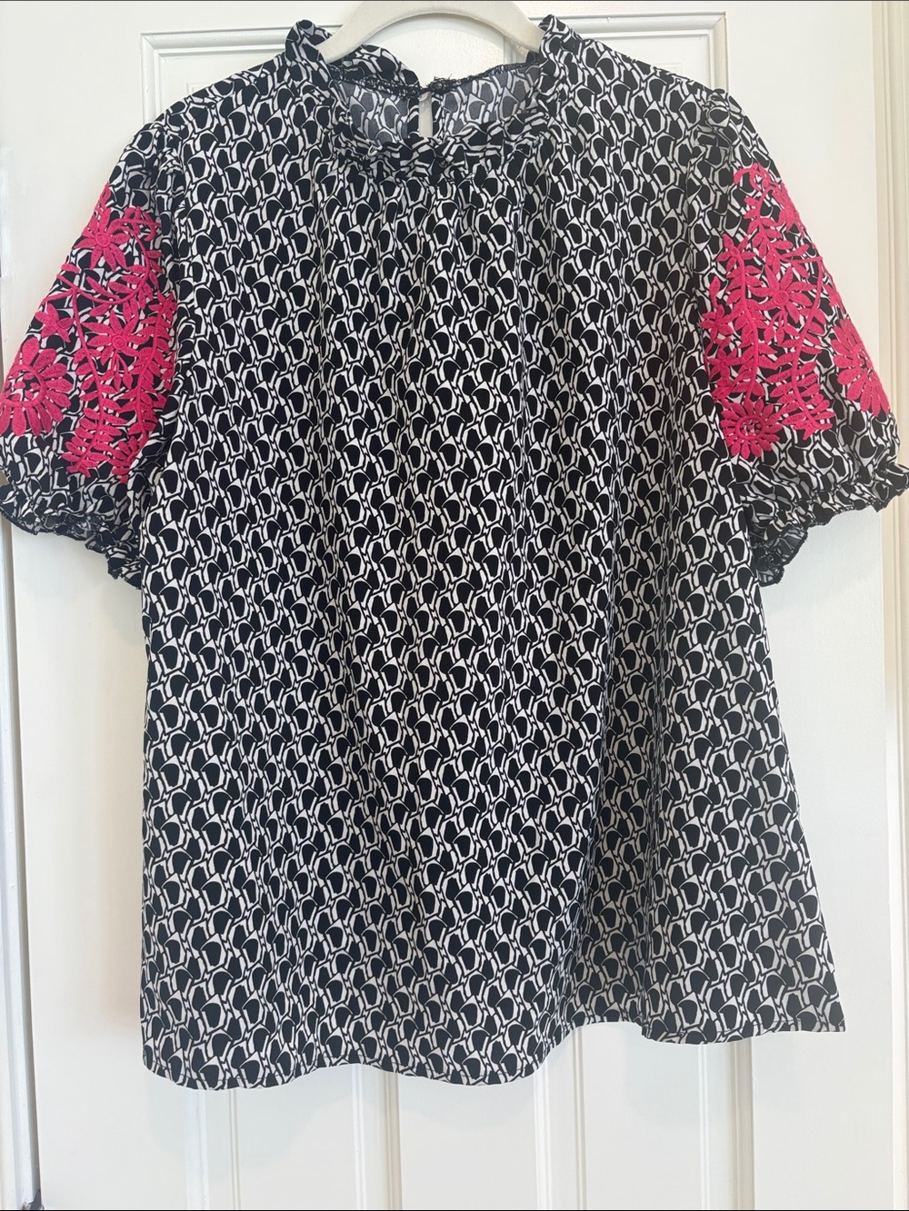 SHEIN Black & White Geometric Blouse with Pink Lace Sleeves